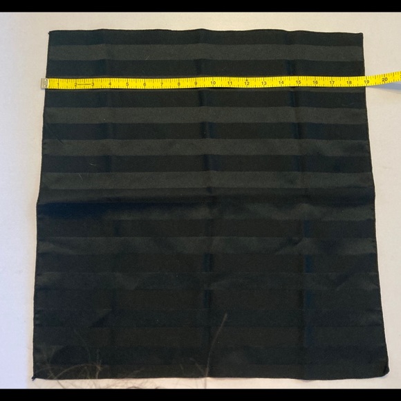 Dinner Table Linens (8) - Picture 3 of 6